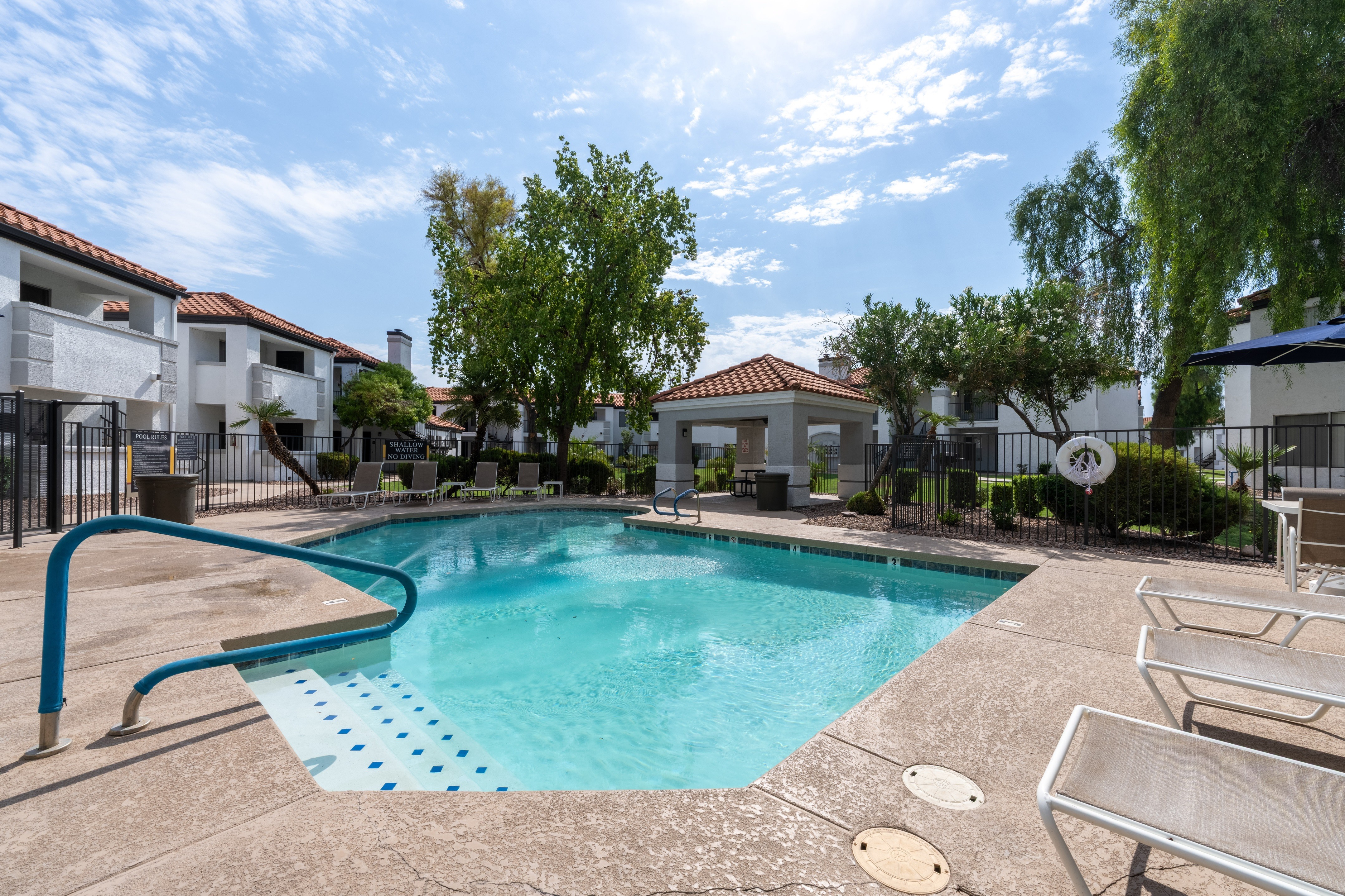 The Village at Lindsay Park Apartments photo 4